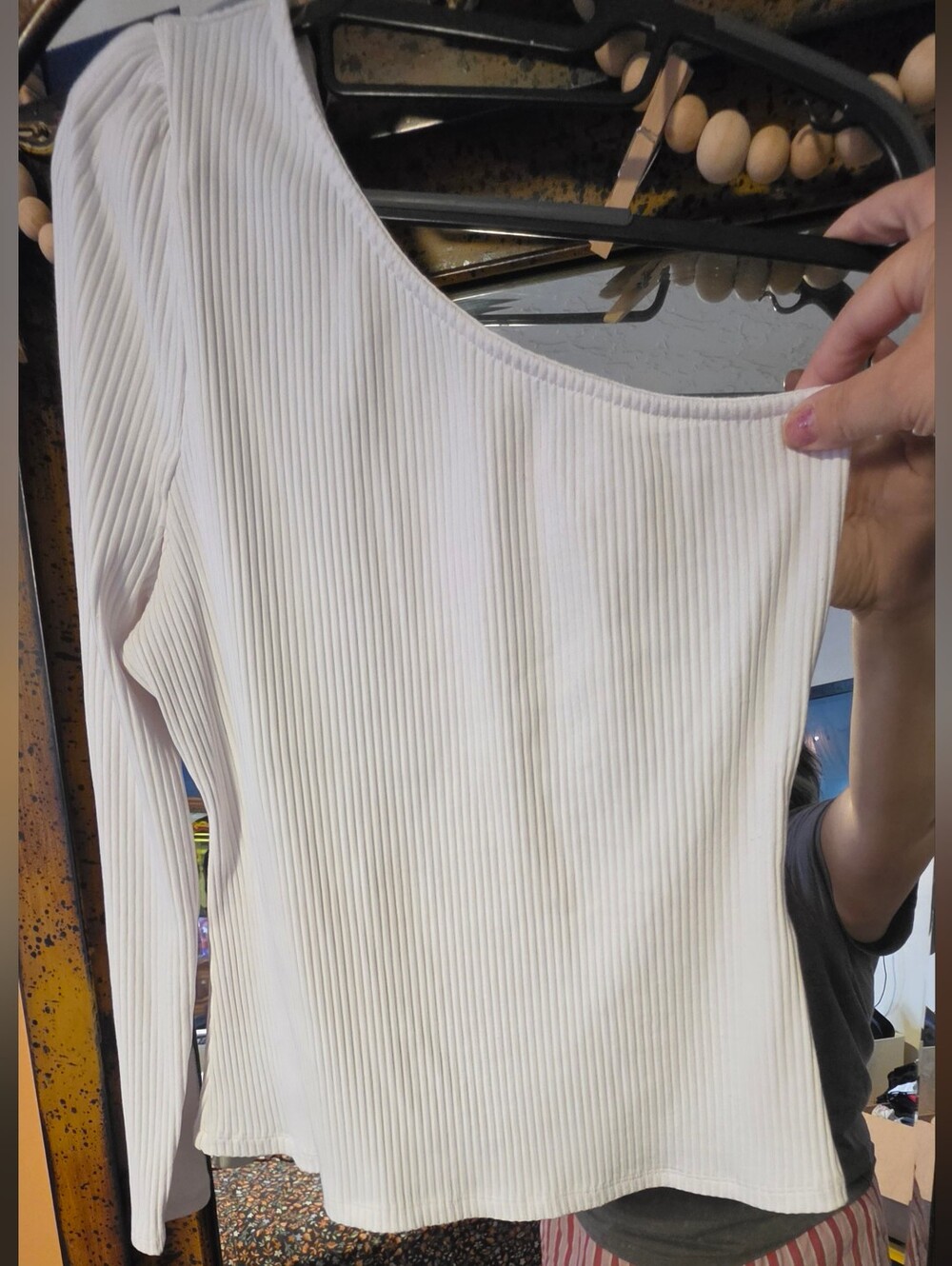 Source Unknown Cream Ribbed One-Shoulder Long Sleeve Top